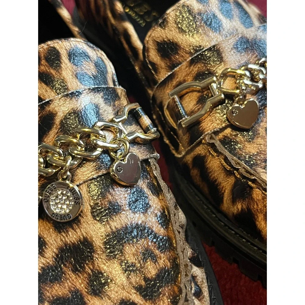 Guess‎ Leopard Print Chain Charm Lug Sole Loafers Womens 6.5M Brown Black